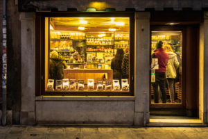 Bakery, Venice, historic center, Veneto, Italy, northern Italy, Europe Bakery, Venice, historic center, Veneto, Italy, northern Italy, Europe